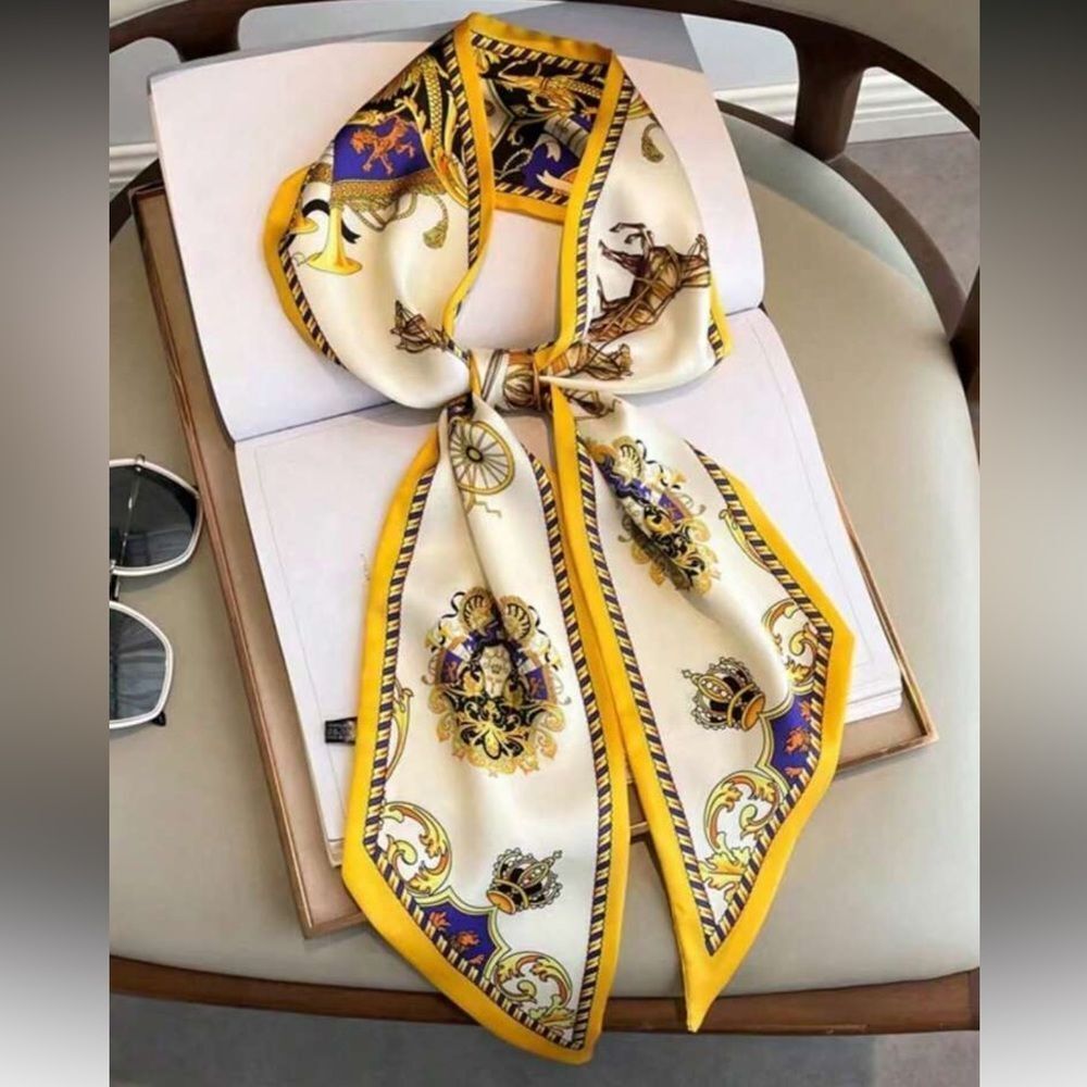 Elegant Yellow and Blue Scarf A1393 - Picture 1 of 2